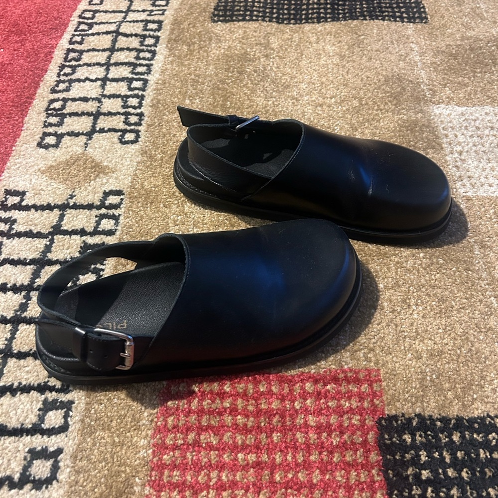 Pilcro Slingback Leather clogs